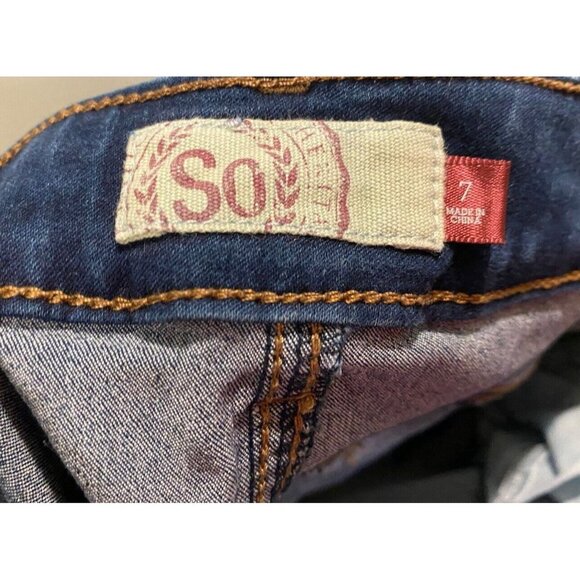 So Skinny Jeans Junior Size 7 Dark Wash Stretch 22” Inseam Rise 7.5” Short Jeans - Picture 3 of 5